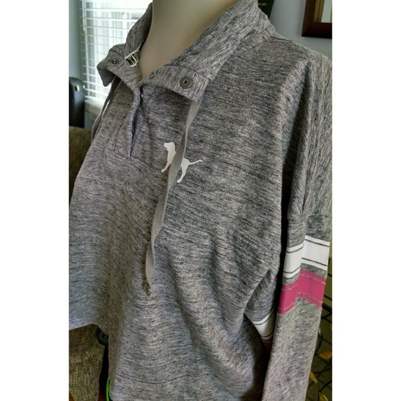 Victoria's Secret PINK - Cropped Snap Button Sweat - Picture 3 of 3